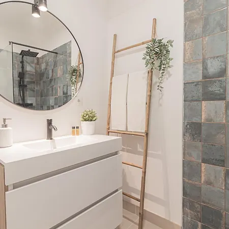 Stylish In The Heart Of *